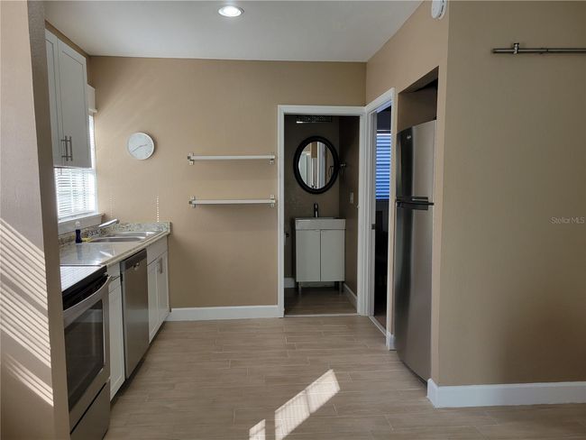 5706 1/2 N Branch Ave, Condo with 1 bedrooms, 1 bathrooms and null parking in Tampa FL | Image 9