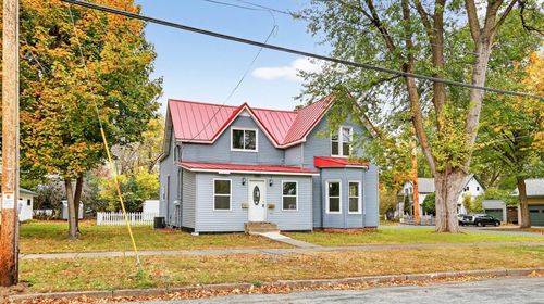 503 11th St E, Menomonie, WI, 54751-1939 | Card Image