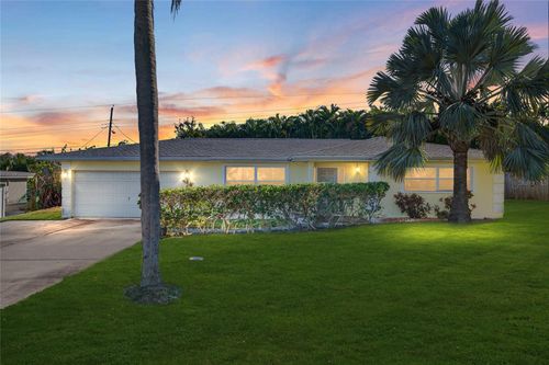 2962 8th Ave Sw, LARGO, FL, 33770-2706 | Card Image