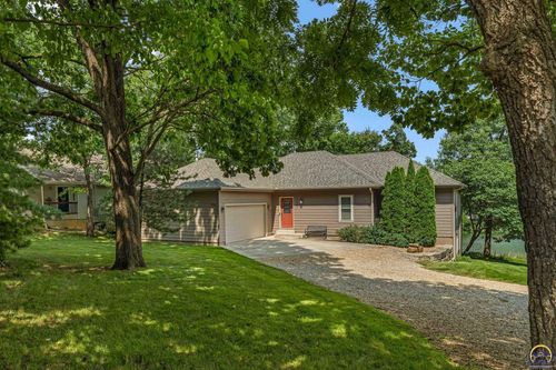 5380 Choctaw Ln, McLouth, KS, 66054 | Card Image