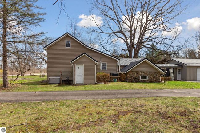 4125 W Harrison Rd, House other with 4 bedrooms, 1 bathrooms and null parking in Alma MI | Image 37