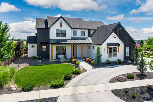 6977 W Biathlon St, Eagle, ID, 83616-7682 | Card Image