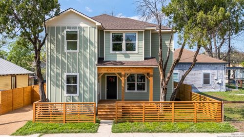 527 Montana St, San Antonio, TX, 78203-1134 | Card Image