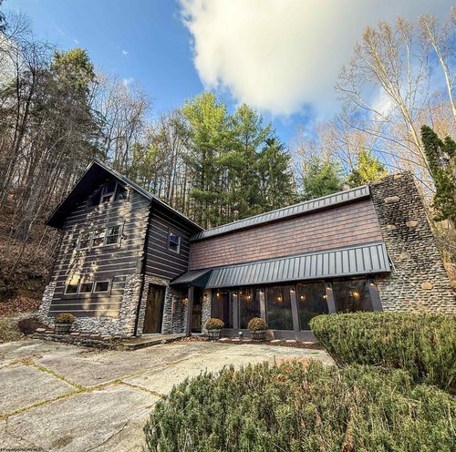 6867 Seneca Trl, Parsons, WV, 26287 | Card Image