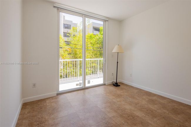 APT-101 - 50 Ocean Lane Dr, Condo with 3 bedrooms, 2 bathrooms and null parking in Key Biscayne FL | Image 33