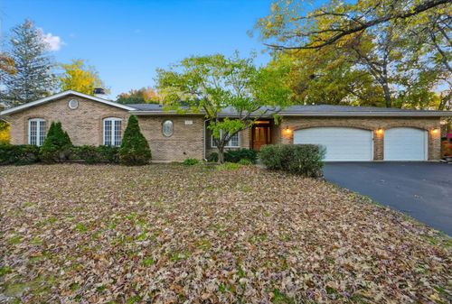 821 Killarney Pass Dr, Mundelein, IL, 60060-1253 | Card Image