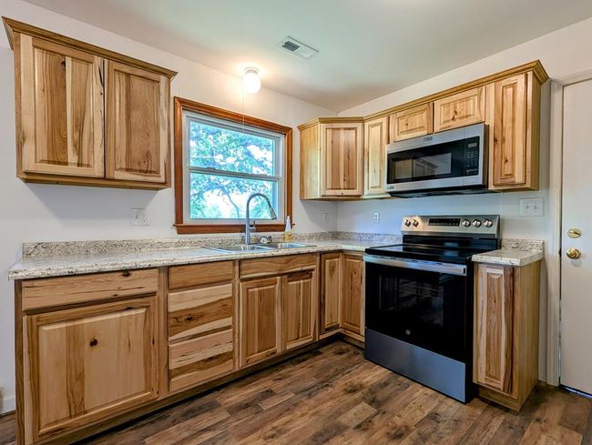 6483 Jeb Stuart Hwy, House other with 3 bedrooms, 1 bathrooms and 1 parking in Meadows of Dan VA | Image 14
