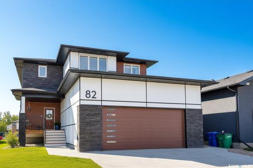 82 Clunie Court, Moose Jaw, SK, S6J0E3 | Card Image