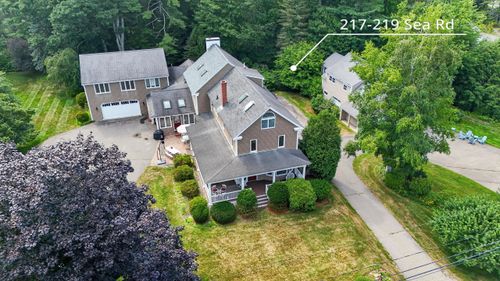 217 & 219 Sea Rd, Kennebunk, ME, 04043-7510 | Card Image
