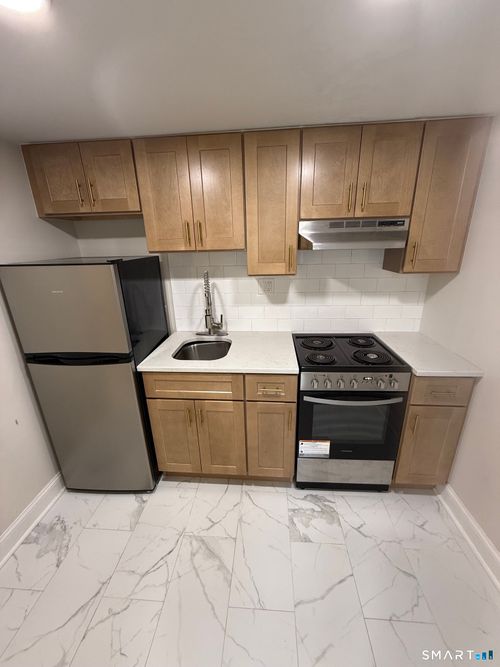 18-Unit D Cherry Street, Milford, CT, 06460 | Card Image