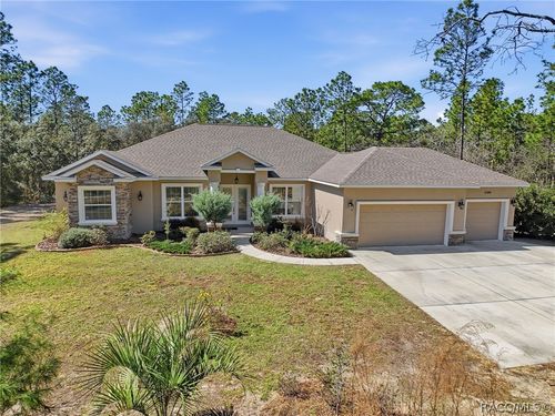 5186 W Angus Dr, Beverly Hills, FL, 34465-4685 | Card Image