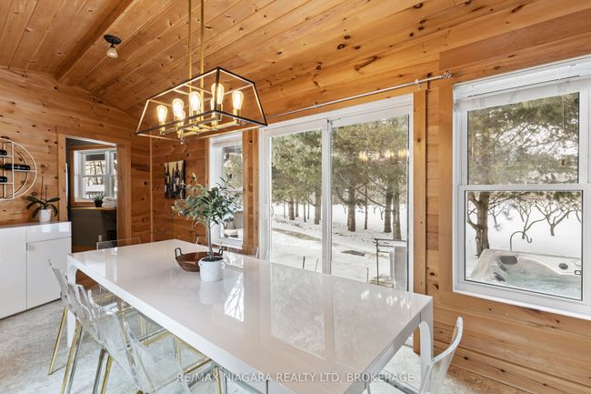 1382 Mcnab Rd, House other with 2 bedrooms, 2 bathrooms and 10 parking in Niagara on the Lake ON | Image 33