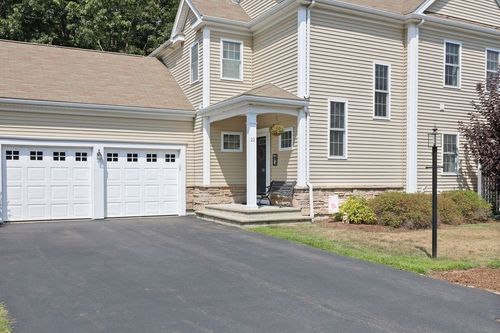 22-22 Sunflower Dr, Raynham, MA, 02767-1867 | Card Image