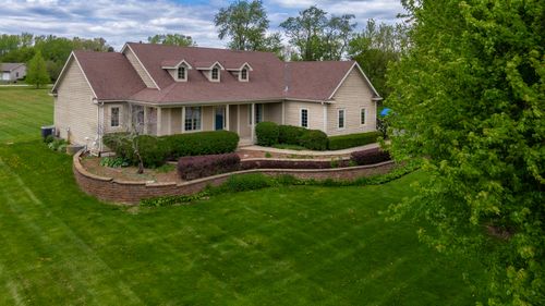10303 Fox Bluff Ln, Spring Grove, IL, 60081-8056 | Card Image