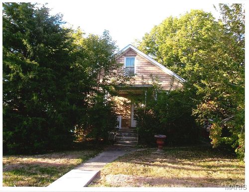 1505 6th St, Highland, IL, 62249-1414 | Card Image