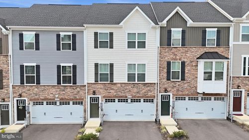 8004 Quail Rise Ln, LAUREL, MD, 20723-6066 | Card Image