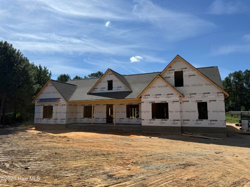 333 Brightleaf Dr, Whispering Pines, NC, 28327-0209 | Card Image