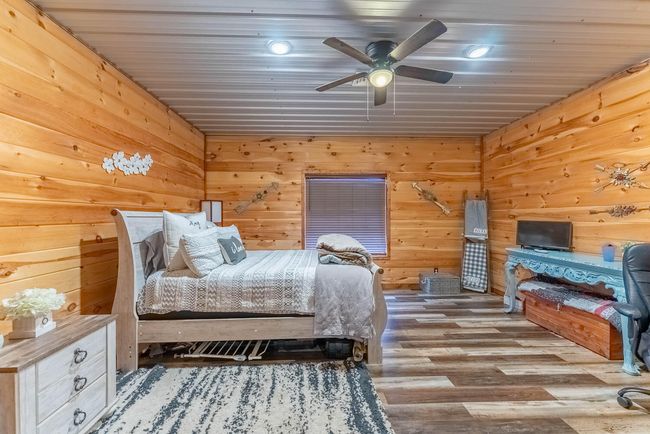 Custom Home and Acreage for Sale26 | Image 26