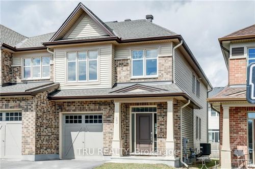 23 Merrill St, Ottawa, ON, K2S2J8 | Card Image