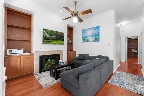 303-2802 Nueces St, Austin, TX, 78705-3733 | Card Image