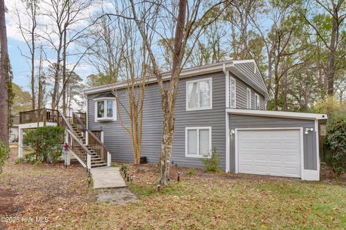 1755 E Wilmington Street Ext, Burgaw, NC, 28425-3803 | Card Image