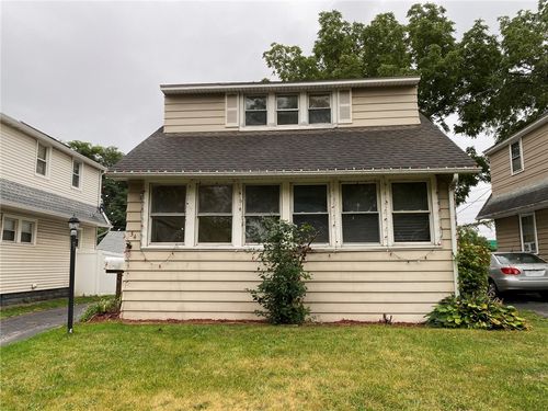 34 Carlisle St, Rochester, NY, 14615-2043 | Card Image