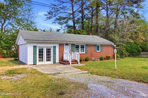 107 Marian Ave, Elizabeth City, NC, 27909-7668 | Card Image