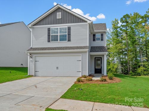 3034 Trailblazer St, Charlotte, NC, 28215-7440 | Card Image