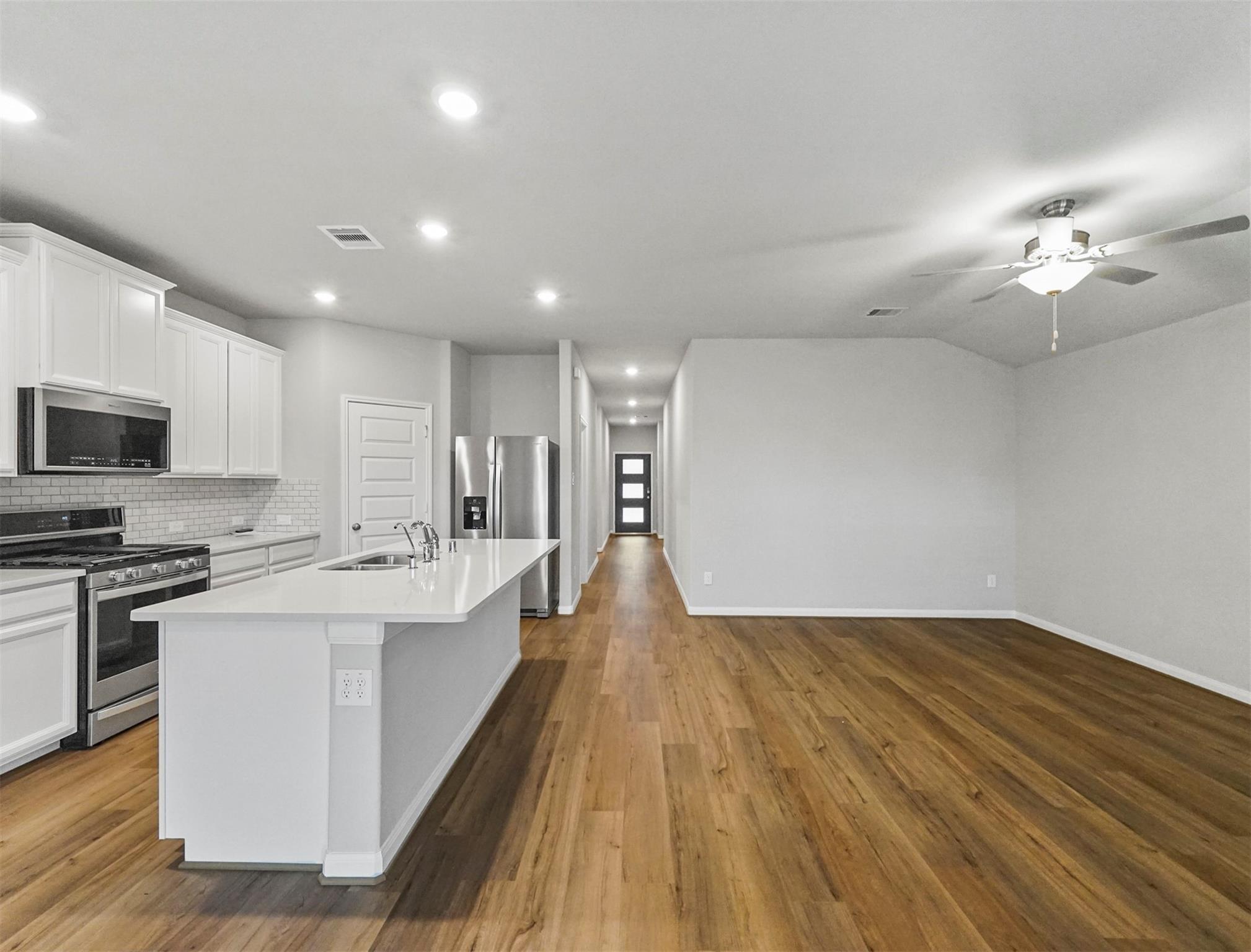 Residential Lease in Richmond 3