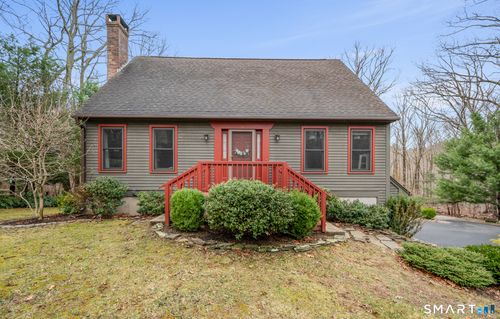 31 Uncas Dr, Amston, CT, 06231-1331 | Card Image