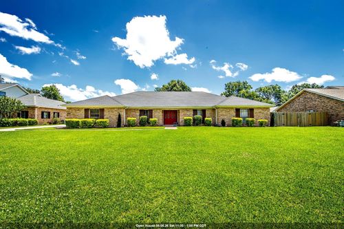 235 Rienzi Dr, Thibodaux, LA, 70301-2922 | Card Image