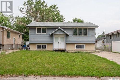 54 Anticknap Bay, Regina, SK, S4N4G6 | Card Image