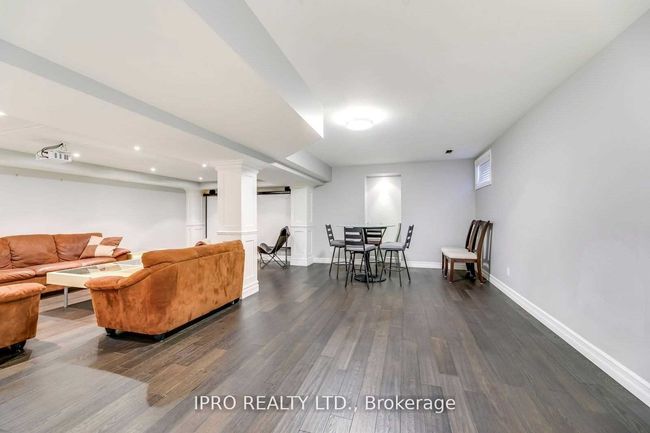 2393 8 Th Line, House other with 4 bedrooms, 4 bathrooms and 2 parking in Oakville ON | Image 32