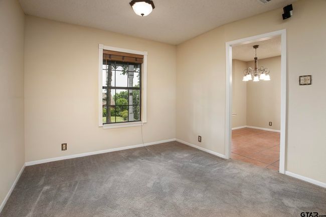 17617 Carol Cir, House other with 3 bedrooms, 2 bathrooms and null parking in Flint TX | Image 5