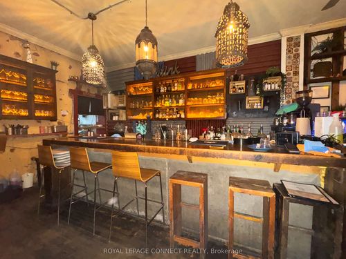 {{alt}} | Card Image