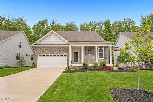 7834 Hunting Lake Dr, Concord Township, OH, 44077-8967 | Card Image