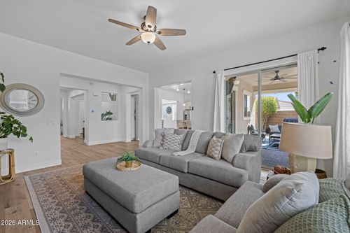 10614 E Lincoln Ave, Mesa, AZ, 85212-8019 | Card Image