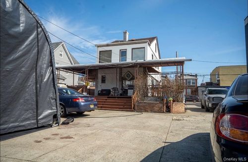 9728 130th St, South Richmond Hill, NY, 11419-1522 | Card Image