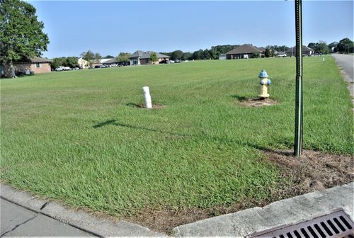 b-3 Andrea St, New Iberia, LA, 70563 | Card Image