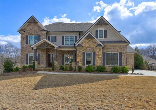 5540 Wood Falls Dr, Buford, GA, 30518-9076 | Card Image