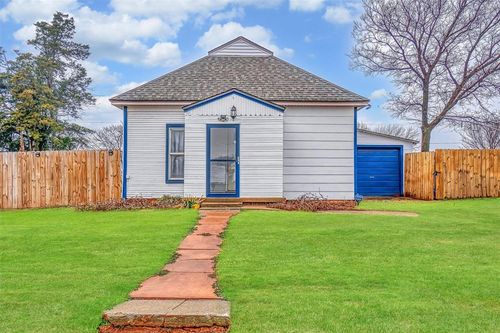 622 N 10th St, Thomas, OK, 73669-8129 | Card Image