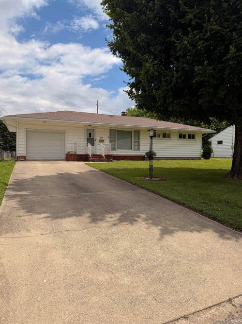 400 E Roselawn Dr, Logansport, IN, 46947-2133 | Card Image