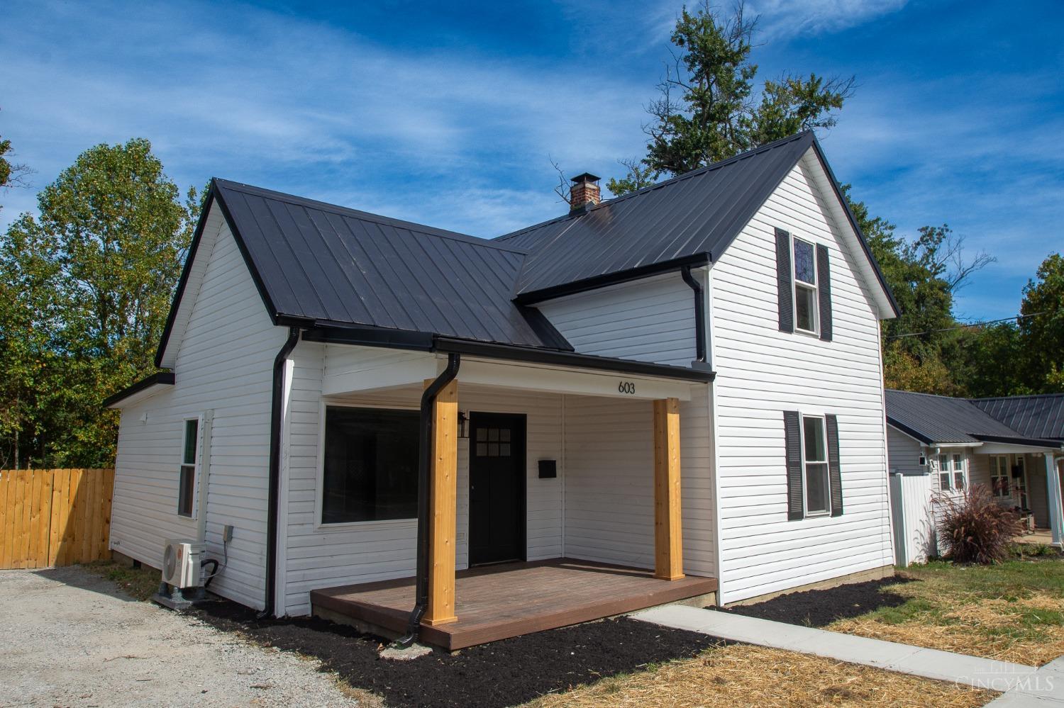 Baldwin St, Blanchester, OH 45107