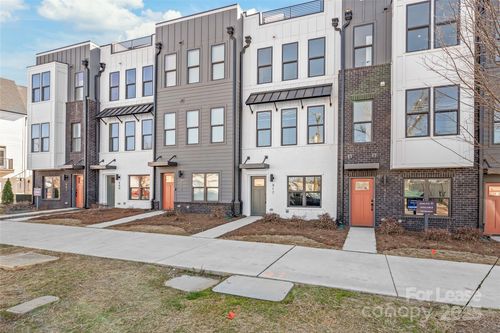 417 Blairhill Rd, Charlotte, NC, 28217-1333 | Card Image