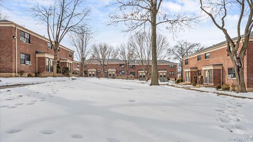 34a1-73-14 Springfield Blvd, Oakland Gardens, NY, 11364-3022 | Card Image