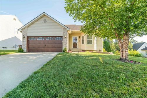 425 Thompson Dr, Fairborn, OH, 45324-2161 | Card Image