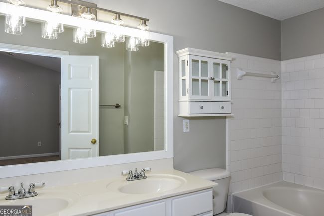 UNIT-89 - 9155 Nesbit Ferry Rd, Townhouse with 3 bedrooms, 3 bathrooms and null parking in Alpharetta GA | Image 11