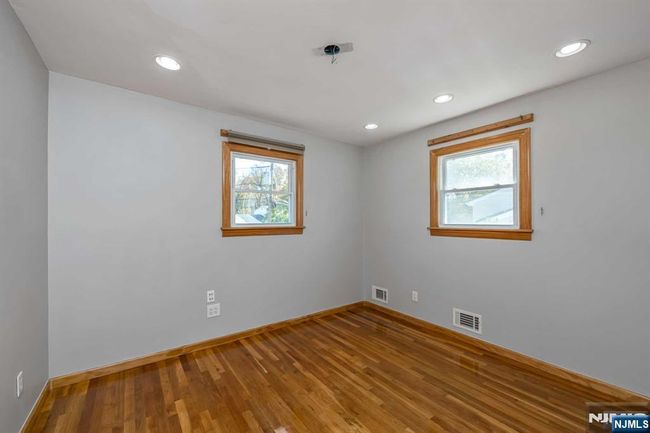 8 Carlisle Ct, House other with 4 bedrooms, 3 bathrooms and null parking in Edison NJ | Image 12