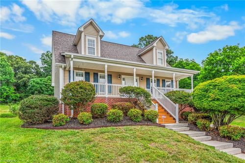 4430 Tipperary Pl, Winston Salem, NC, 27104-4766 | Card Image