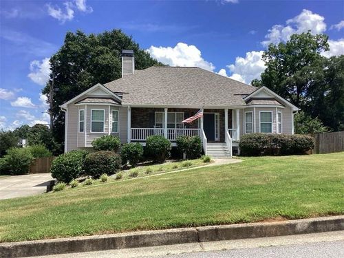 493 Kyles Cir, Hiram, GA, 30141-4697 | Card Image